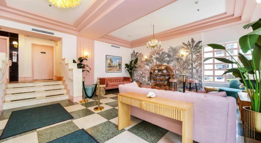 Ocean Spray Hotel Miami Beach Exterior foto